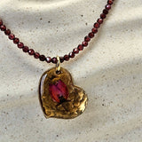 Collana Cuore - Granato e Bocciolo di Rosa