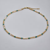 Collana in madreperla e howlite verde – Collezione Duna